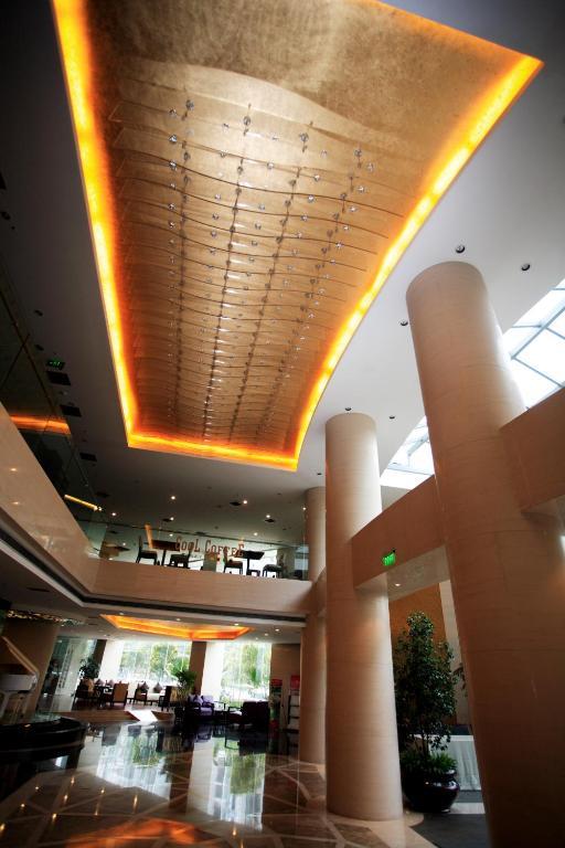 Rong Impression International Hotel Chengdu Bagian luar foto
