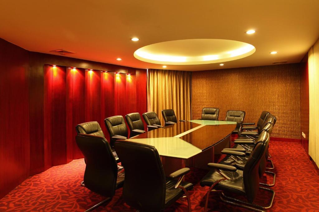 Rong Impression International Hotel Chengdu Bagian luar foto